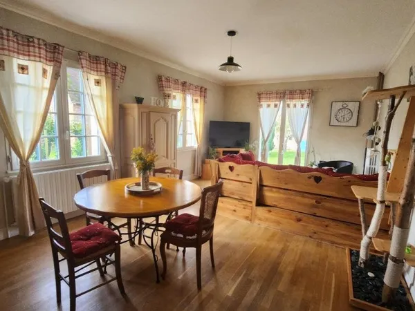 Maison familiale spacieuse de 160m²
