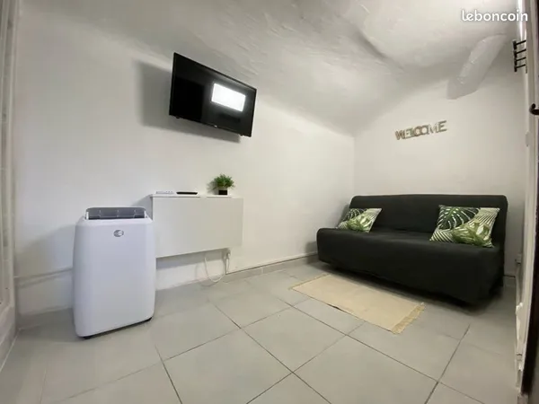 Studio meublé à louer secteur République 13002