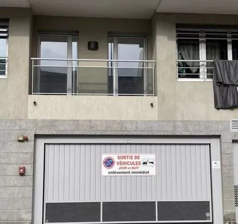 parking fermé