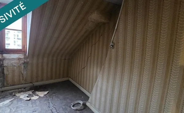 Appartement à rénover - idéalement situé