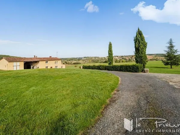Maison 6 pièces 138 m²