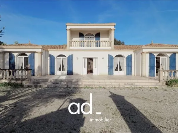 Maison 5 pièces 210 m²