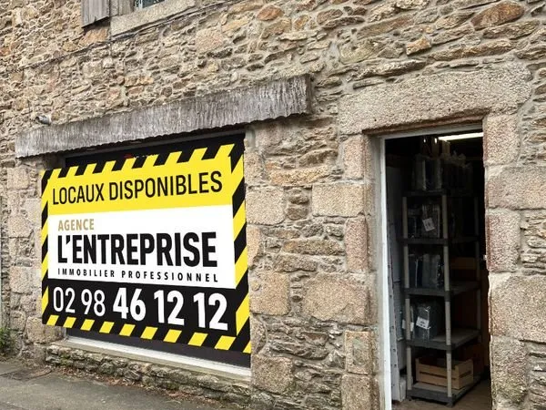 Local commercial 170 m² LESNEVEN