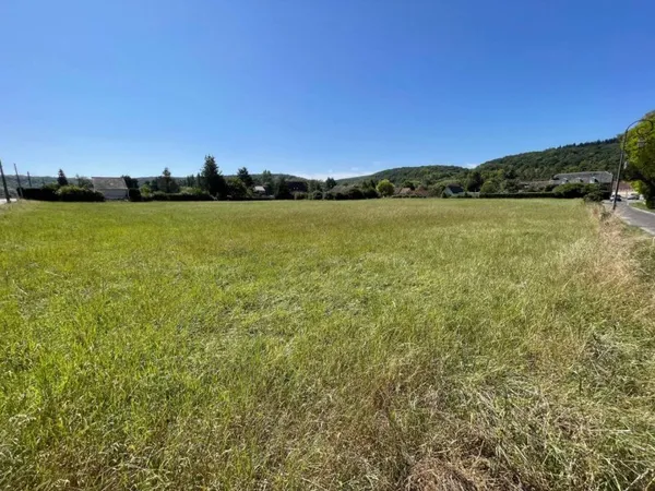 Terrain constructible 10447 m²