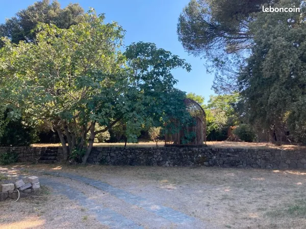 Terrain constructible