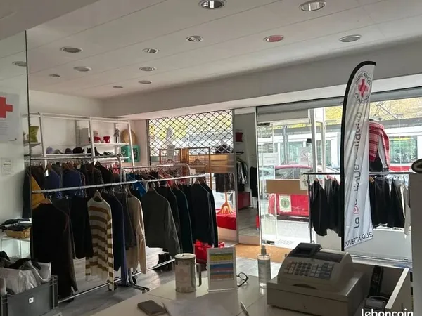 Local commercial 69 m²