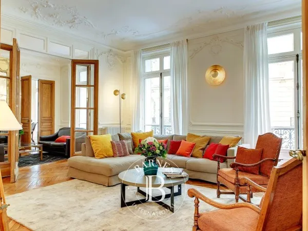 Le service location de la Maison BARNES vous présente ce bien