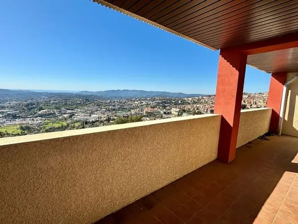 Bureau 135 m²