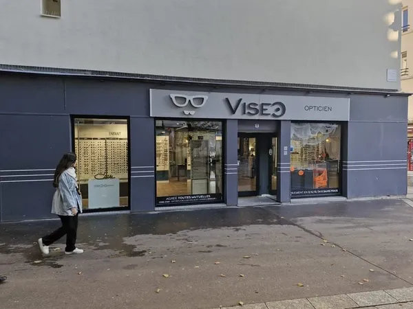 Local commercial 150 m²
