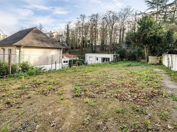 Terrain constructible 437 m²
