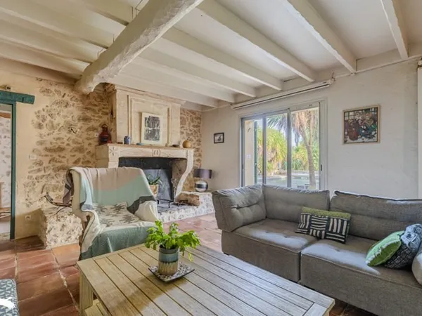 Maison en pierre 6 pièces 199 m²