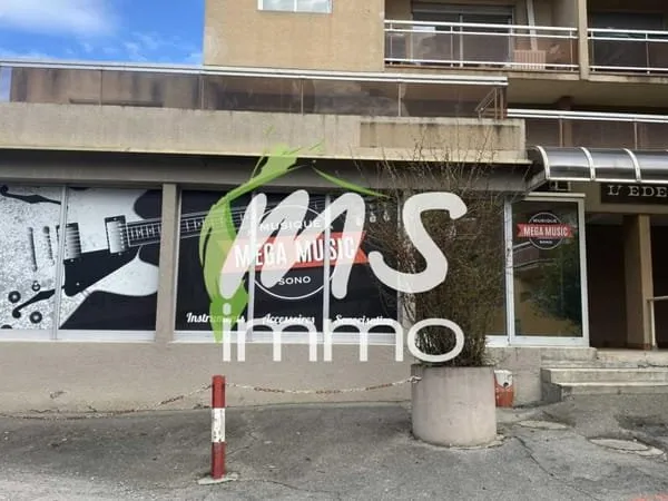 Local commercial de 132 m² - GAP