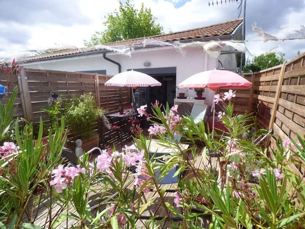 Charmant appartement 3 pièces avec grande terrasse à Talence parking