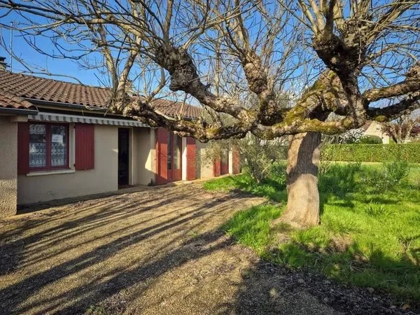 Maison de plain-pied 7 pièces 150 m²