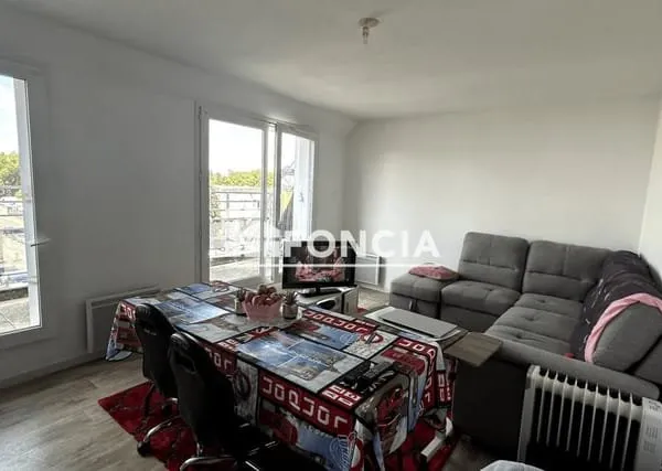 Limeil-Brévannes - T2 avec balcon, parking - Vendu loué