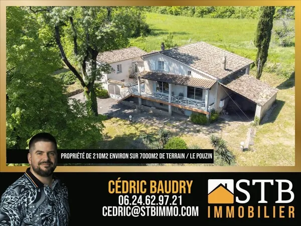 Propriété de charme avec piscine et dépendances sur 7 000m²