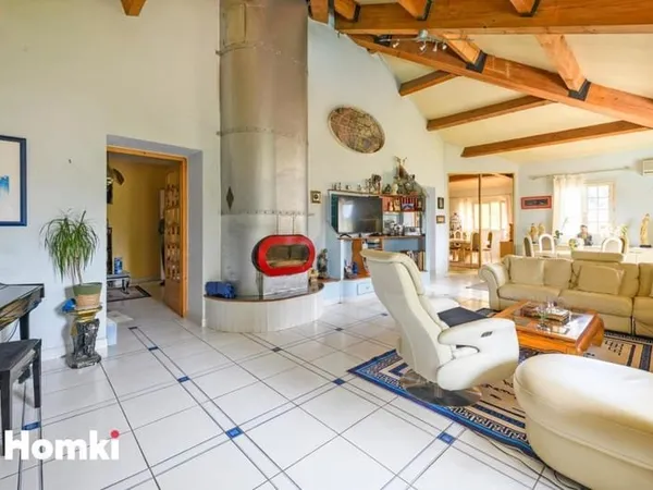 Maison/Villa T12 de 394 m2 à Arles 13200