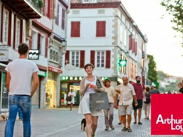LOCAL COMMERCIAL à CEDER