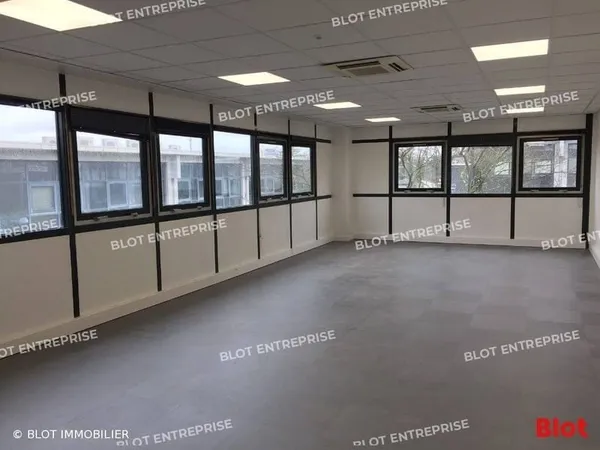 Bureaux 57 m²