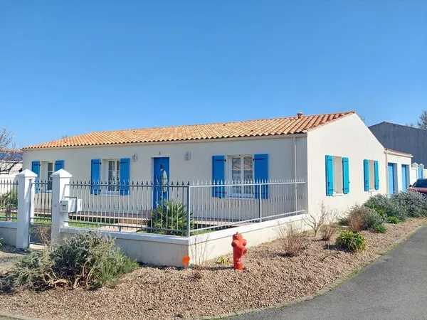 Maison Rochefort 125 m2 + double garage et piscine