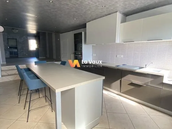 Maison Bouxieres Aux Dames 160 m2, 4 chambres, Studio, garage, jardin