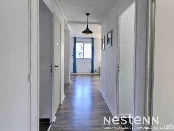 Appartement St Priest 5 pièce(s) 97 m2