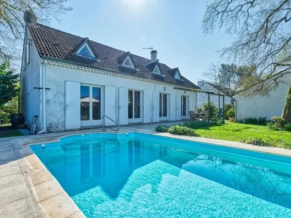 Maison 5 pièces 190 m²