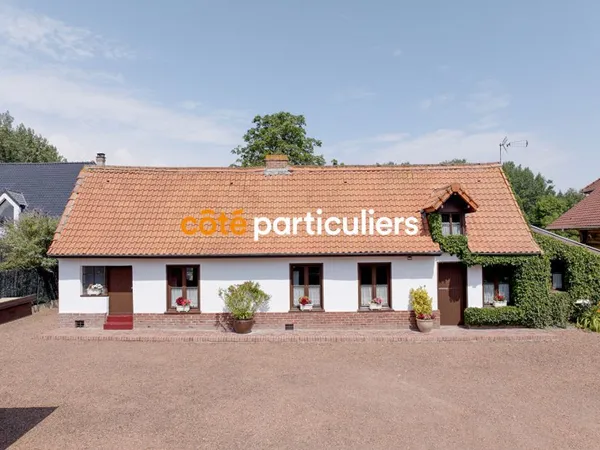 BOURS : LONGERE 132M2 3 CHAMBRES ET JARDIN SANS TRAVAUX