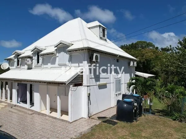 Immeuble de rapport 255 m²