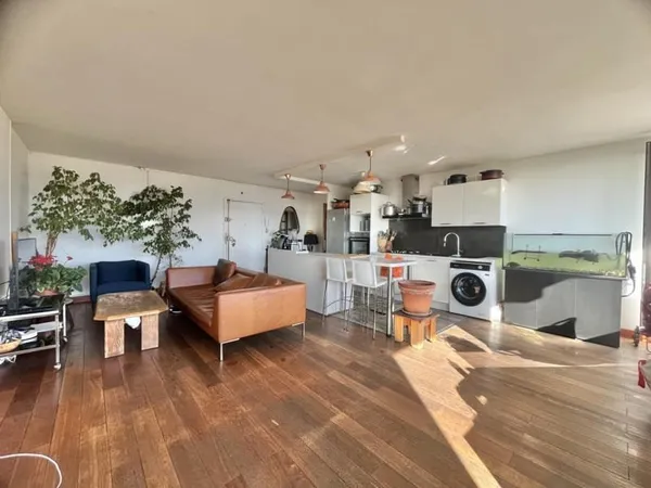 BAGNOLET 93170 La Capsulerie Métro Gallieni Appartement F3