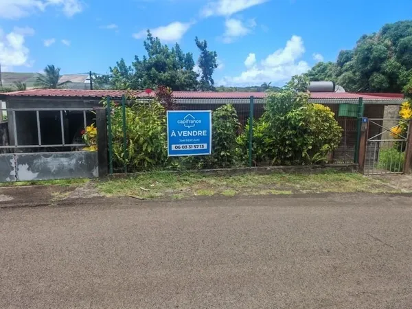 Opportunité à saisir - Maison à vendre proche du centre ville de Sainte-Marie (97230)
