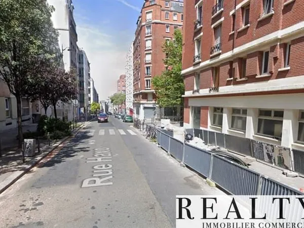 Boutique 2 pièces 335 m²