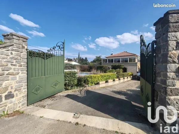 Maison 5 pièces 185 m²