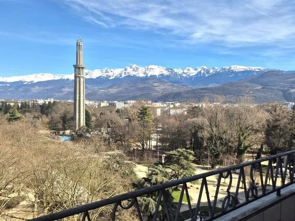 GRENOBLE PLACE PAUL MISTRAL EXCLUSIVITE