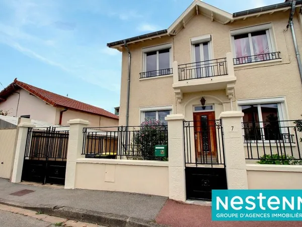 Maison 110 m² avec jardin, garage Décines-Charpieu 69150