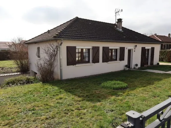 LOUVIGNY, AU CALME, PLAIN PIED 116 M2 4 CHAMBRES AVEC GRAND