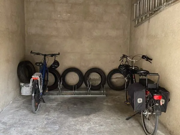 Parking / box VÉLO / SCOOTER sécurisé