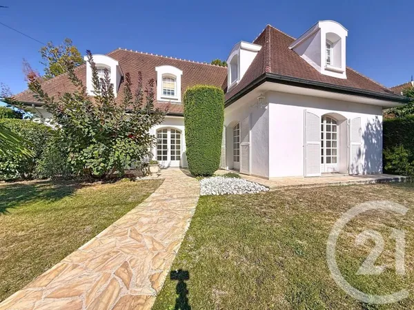 Maison 7 pièces 197 m²