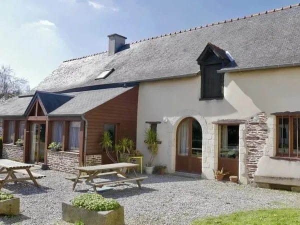 AUBERGE / RESTAURANT