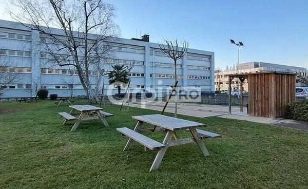Bureaux 71 m²