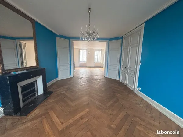 Appartement type t5 avec jardin et gararge