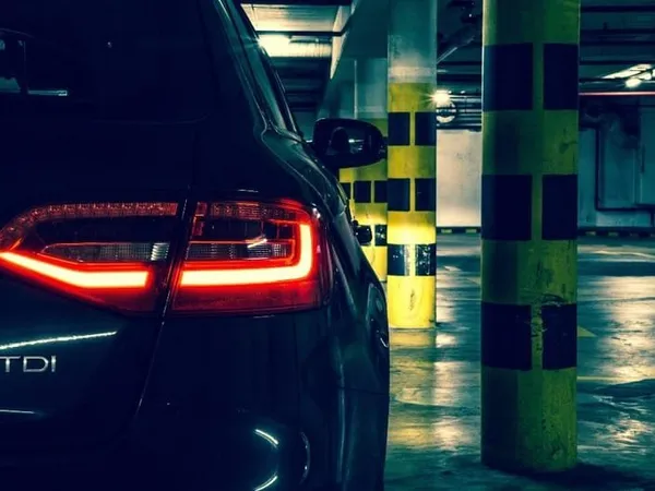 NEUDORF - garage en sous-sol