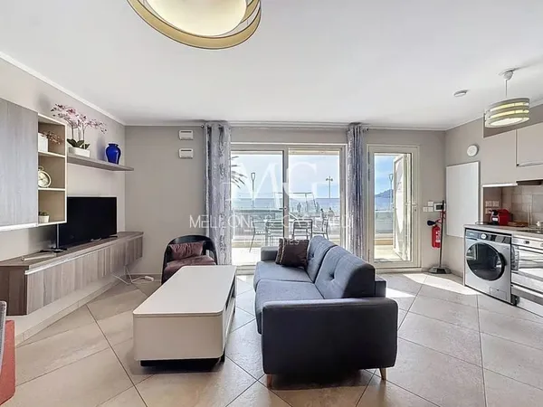Cannes - Plages du Midi / Forville - Appartement 4 pièces avec terrasses et vue mer