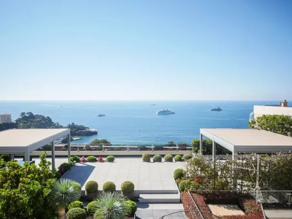 ROQUEBRUNE CAP MARTIN - PENTHOUSE VUE MER - PROCHE MONACO