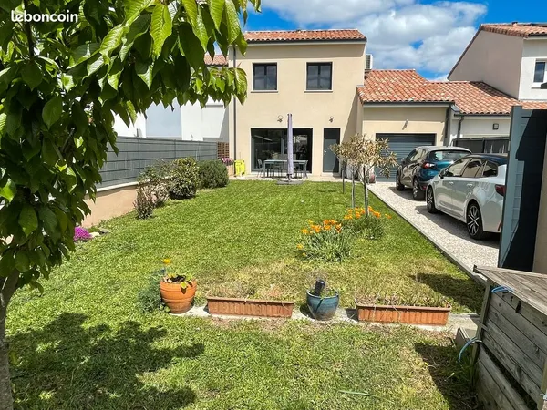 MAISON DE VILLE T5 DE 110m2 - Saint-Simon Guilhermy, proche La Ramée
