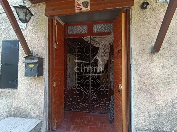 MAISON DE VILLAGE À RESTAURER