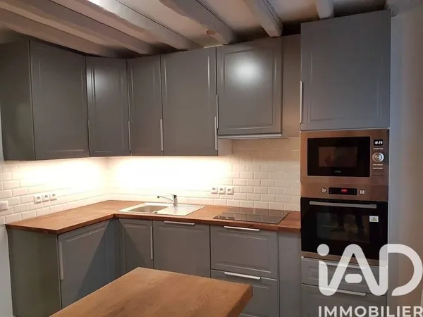 Pavillon 10 pièces 164 m²
