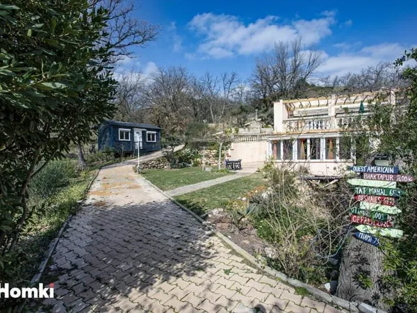 Maison/Villa T6 de 141 m2 à Millas 66170