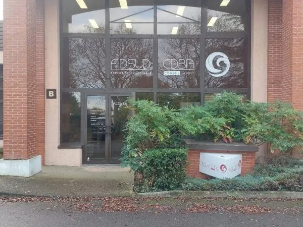 Bureau 190 m²
