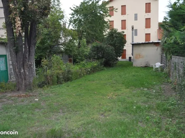 F2 de 42m², 530 dont 45 de charges rue des meuniers Clermont-Ferrand